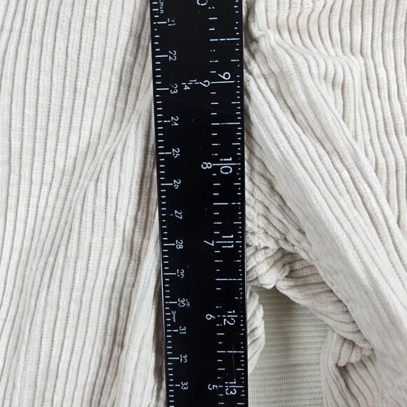 Levi's Premium Corduroy Ribcage Straight Ankle Pants in Beige Women's Size 24 - Picture 5 of 10